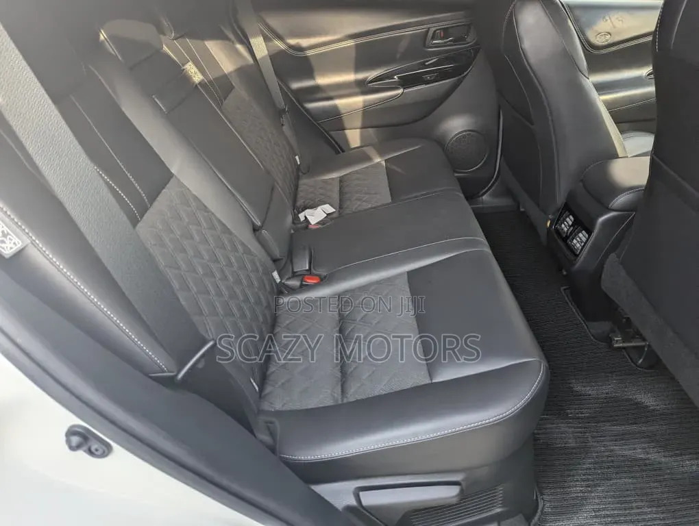 Toyota Harrier 2018 White