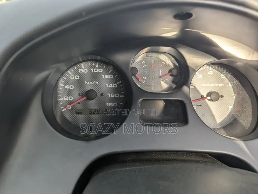 Toyota RAV4 1999 Silver