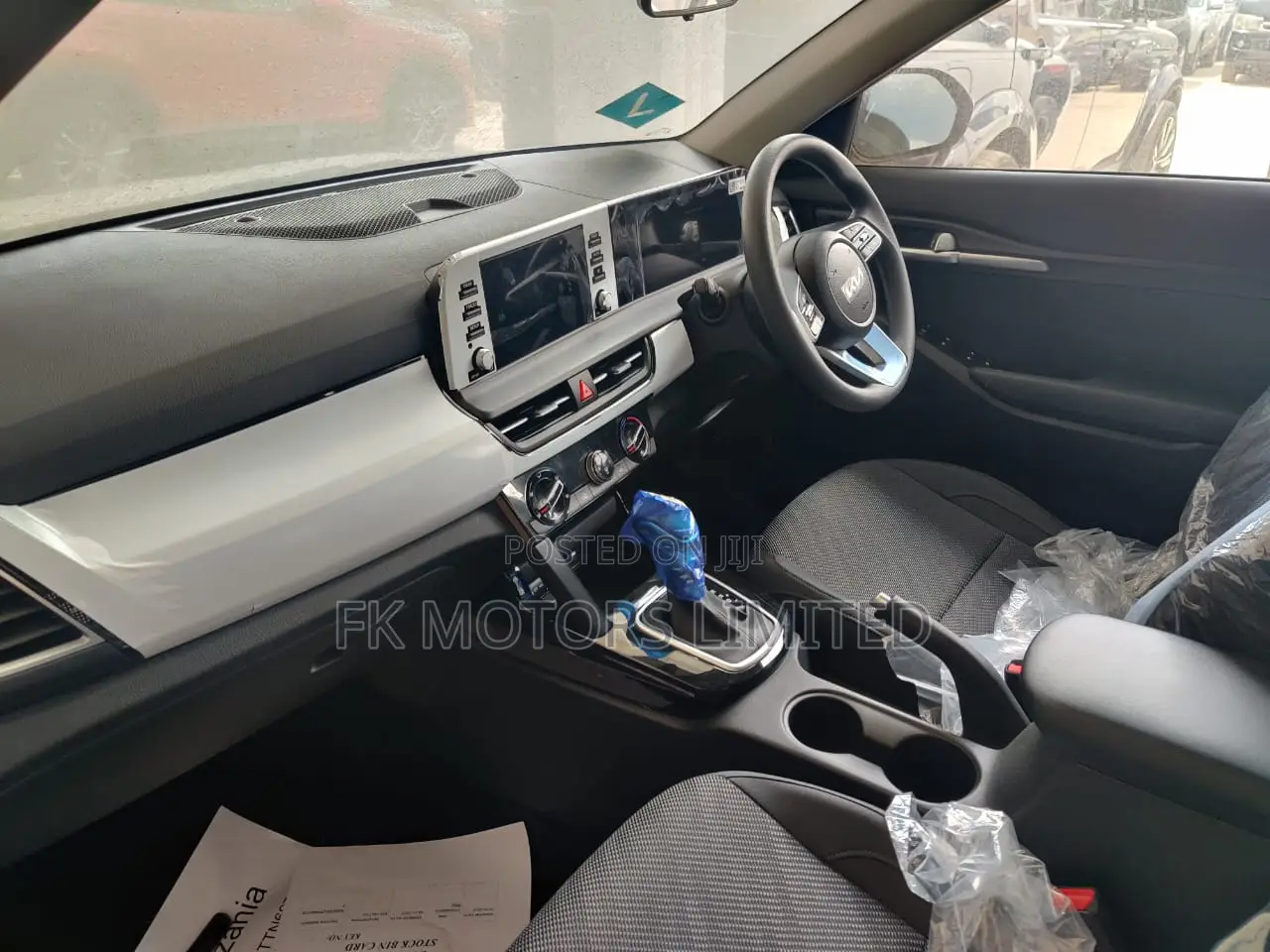 New Kia Seltos 2025 Silver