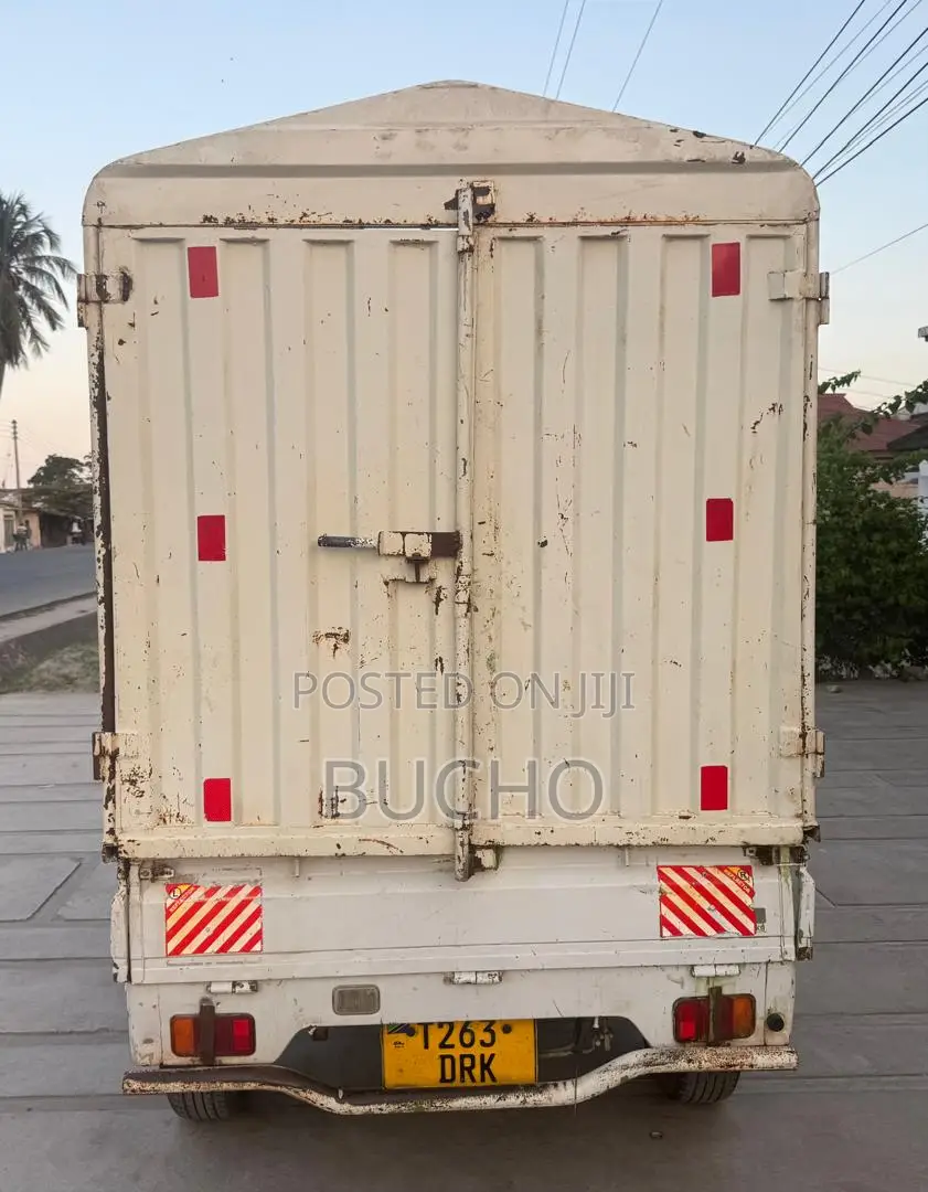 Suzuki CARRY TRUCK 2014 White