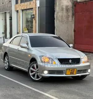Toyota Crown Royale 2005 Silver