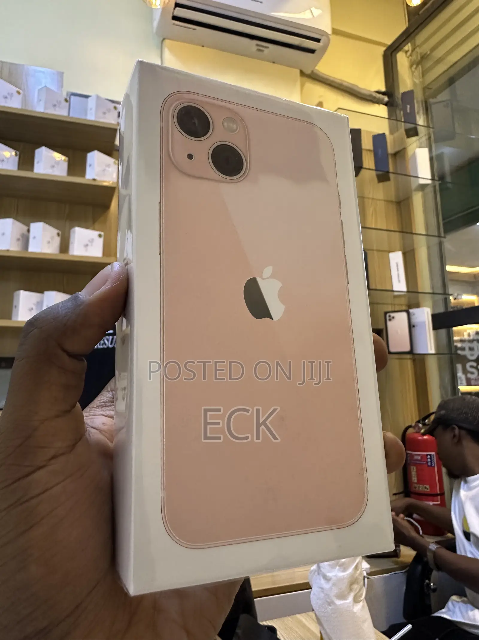 New Apple iPhone 13 128 GB White