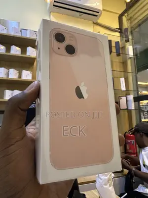New Apple iPhone 13 128 GB White