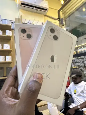 New Apple iPhone 13 128 GB White