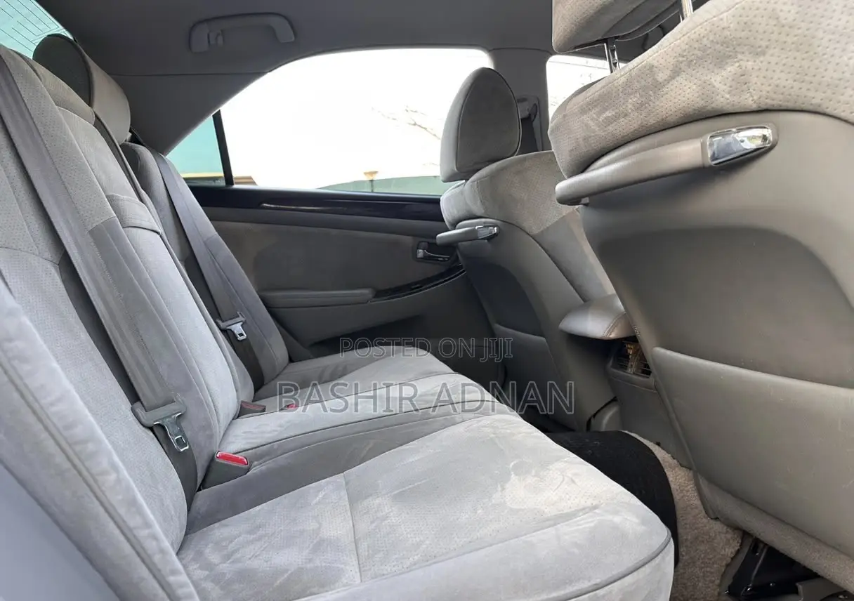 Toyota Crown 2005 Pearl