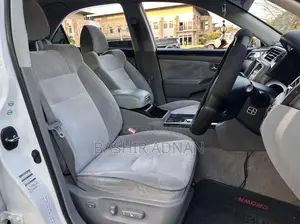 Toyota Crown 2005 Pearl