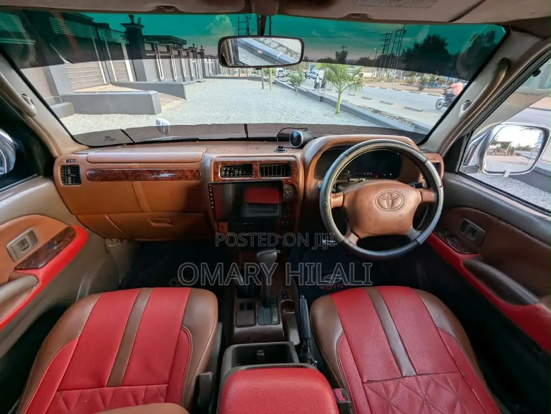 Toyota Land Cruiser Prado 1999 Silver