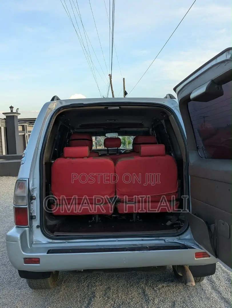 Toyota Land Cruiser Prado 1999 Silver
