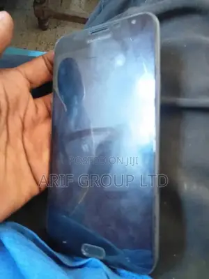Samsung Galaxy J4 32 GB Black