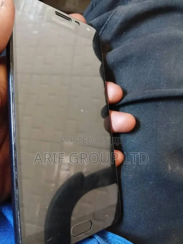 Samsung Galaxy J4 32 GB Black