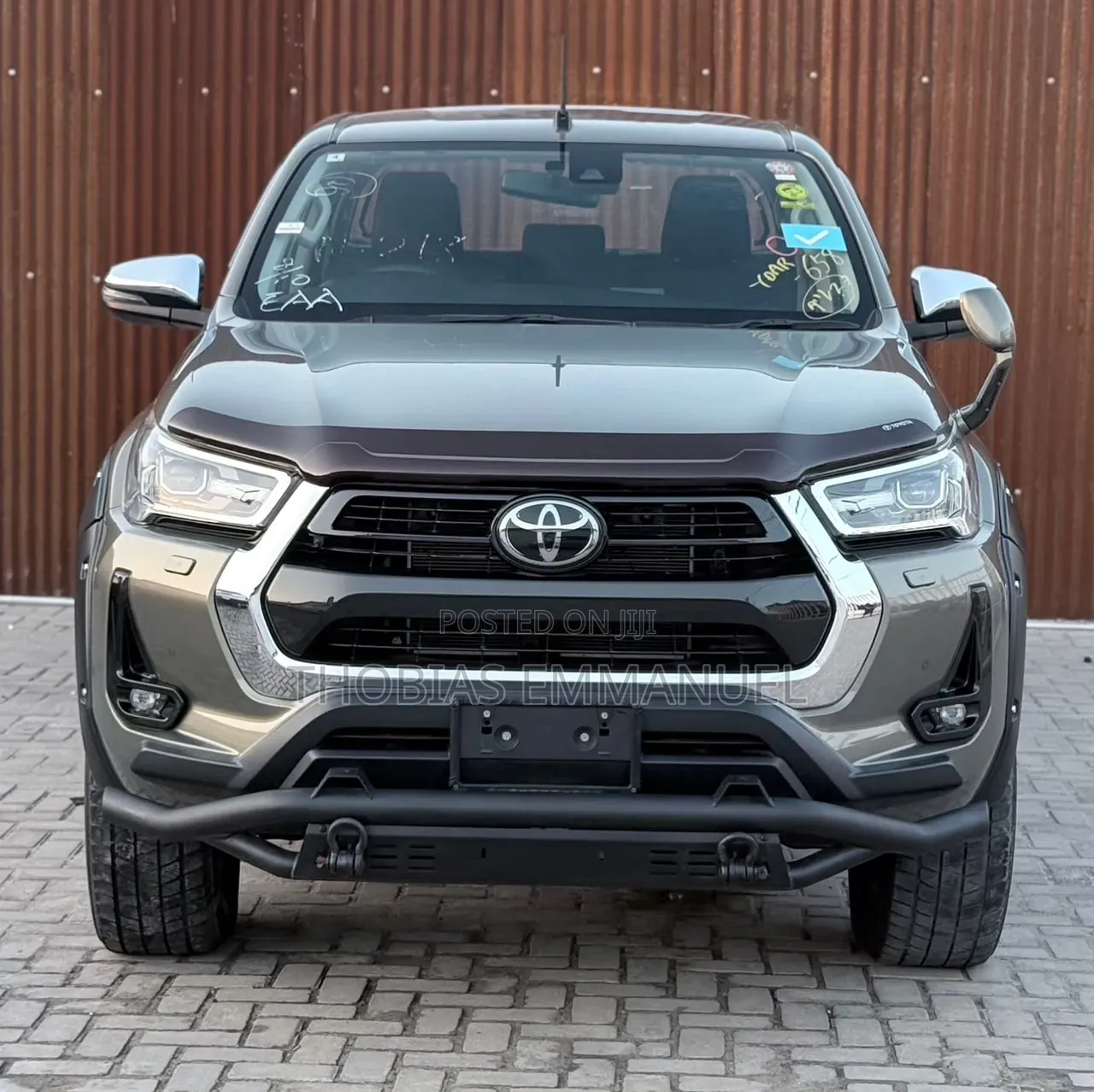Toyota Hilux 2021 Gray