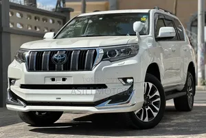 Toyota Land Cruiser Prado 4.0 Petrol TX 2022 White