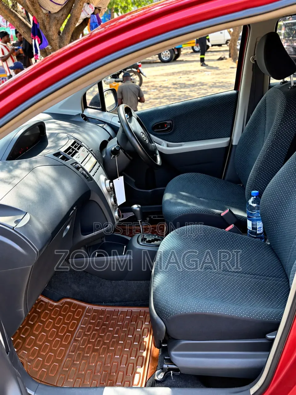 Toyota Vitz 2006 Maroon