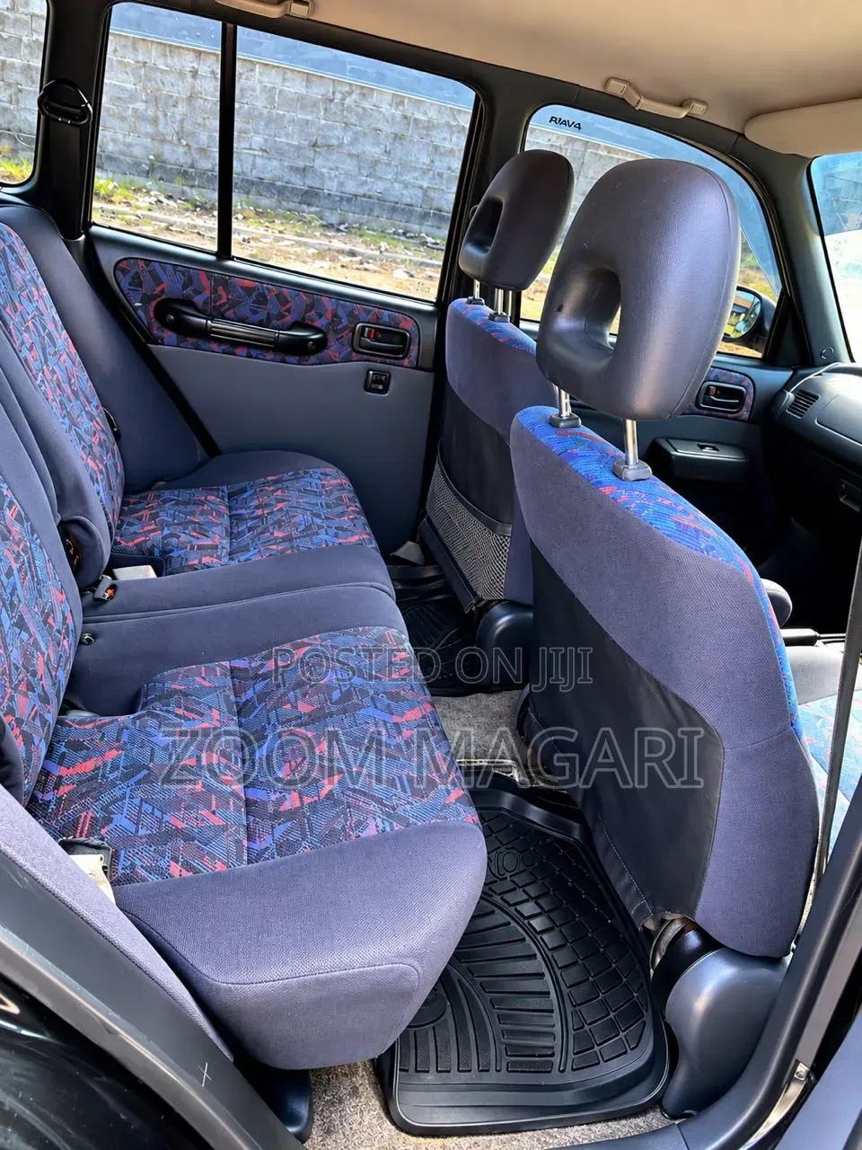 Toyota RAV4 Cabriolet 1998 Black