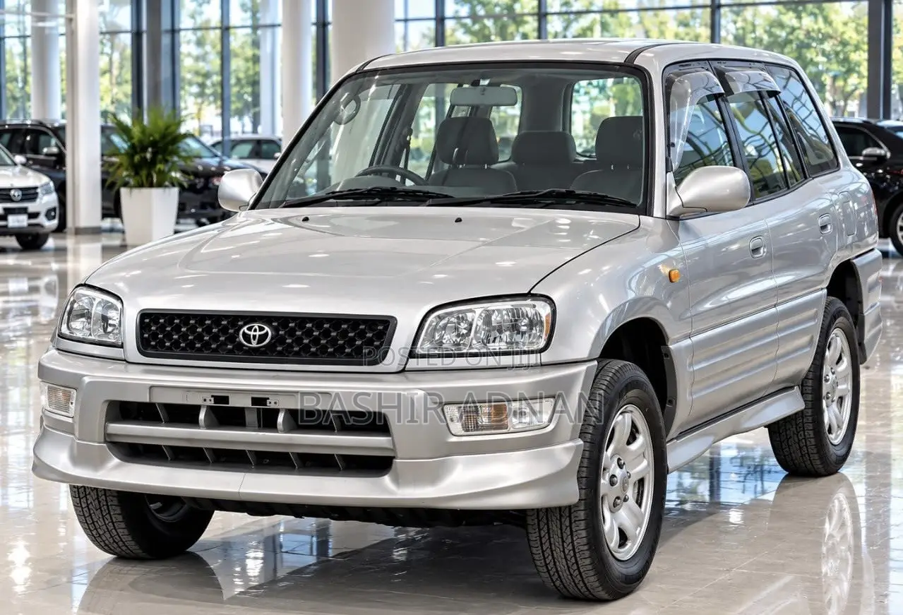 Toyota RAV4 Base FWD 1999 Silver