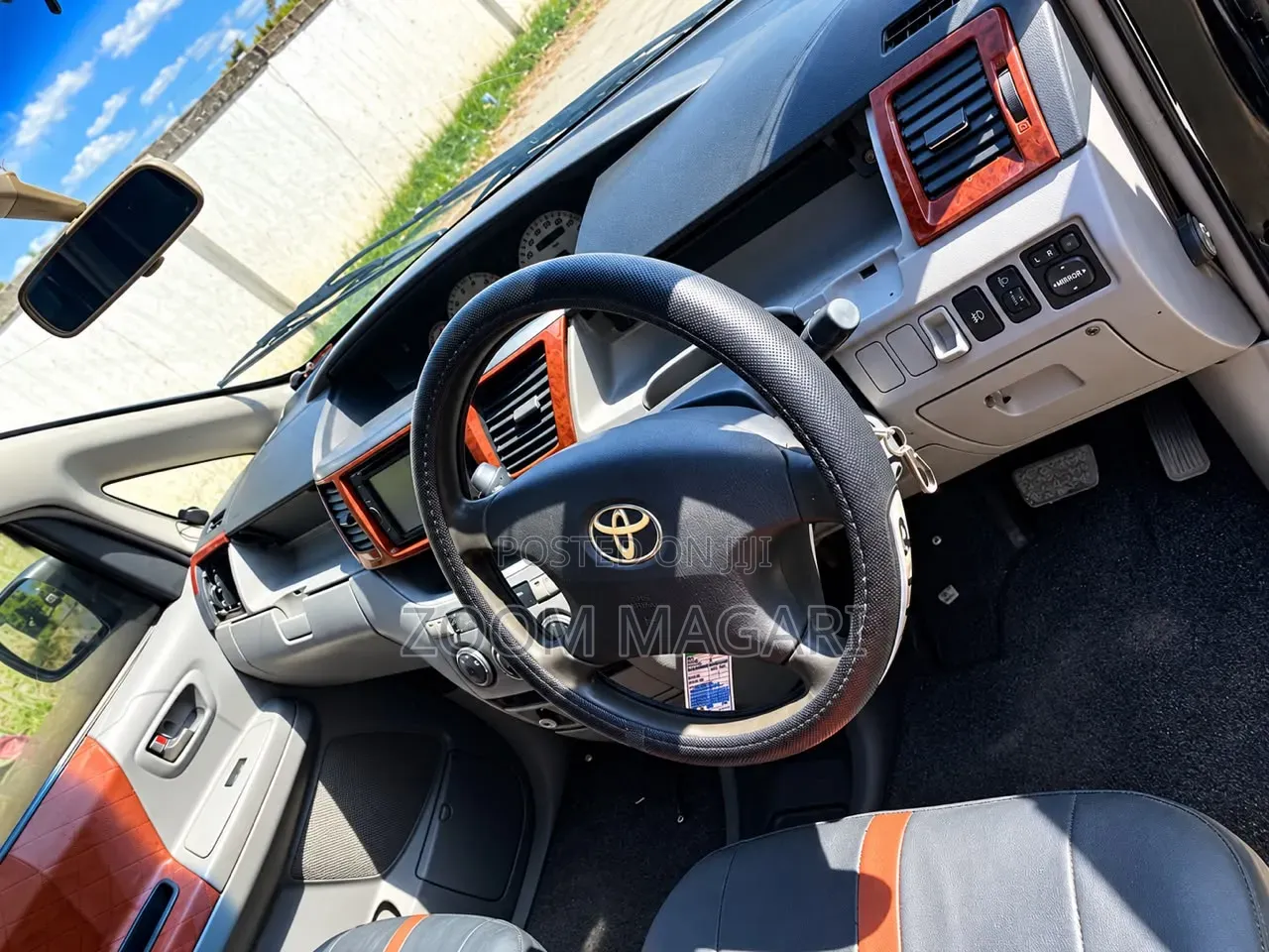 Toyota Noah 2006 Black