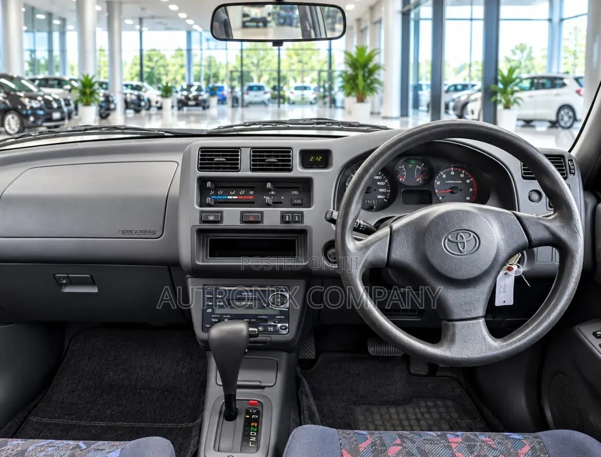 Toyota RAV4 Base 4x4 1999 Silver