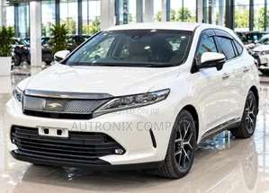 Toyota Harrier 2.0 4WD 2018 White
