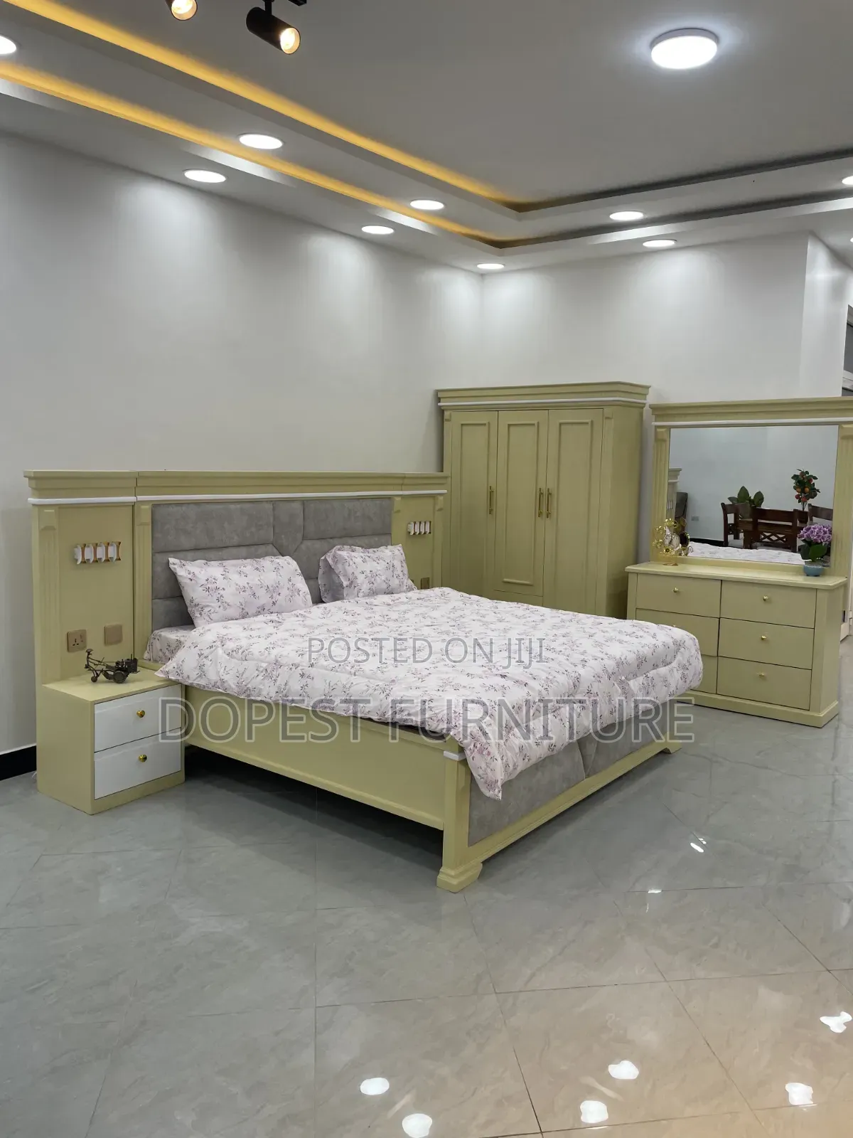 Bedroom Set Unique Color