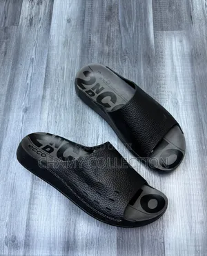 Men's Sandals Openings