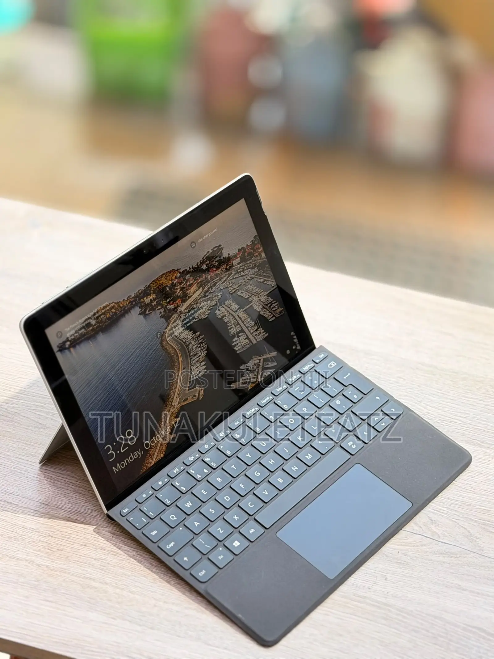 Laptop Microsoft Surface Go 4GB Intel SSD 128GB