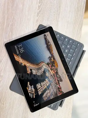 Laptop Microsoft Surface Go 4GB Intel SSD 128GB