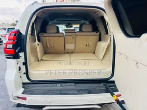 Toyota Land Cruiser Prado 2.8 2023 White