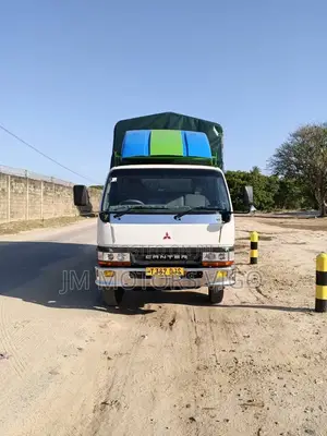 Mitsubishi Canter Tone 3