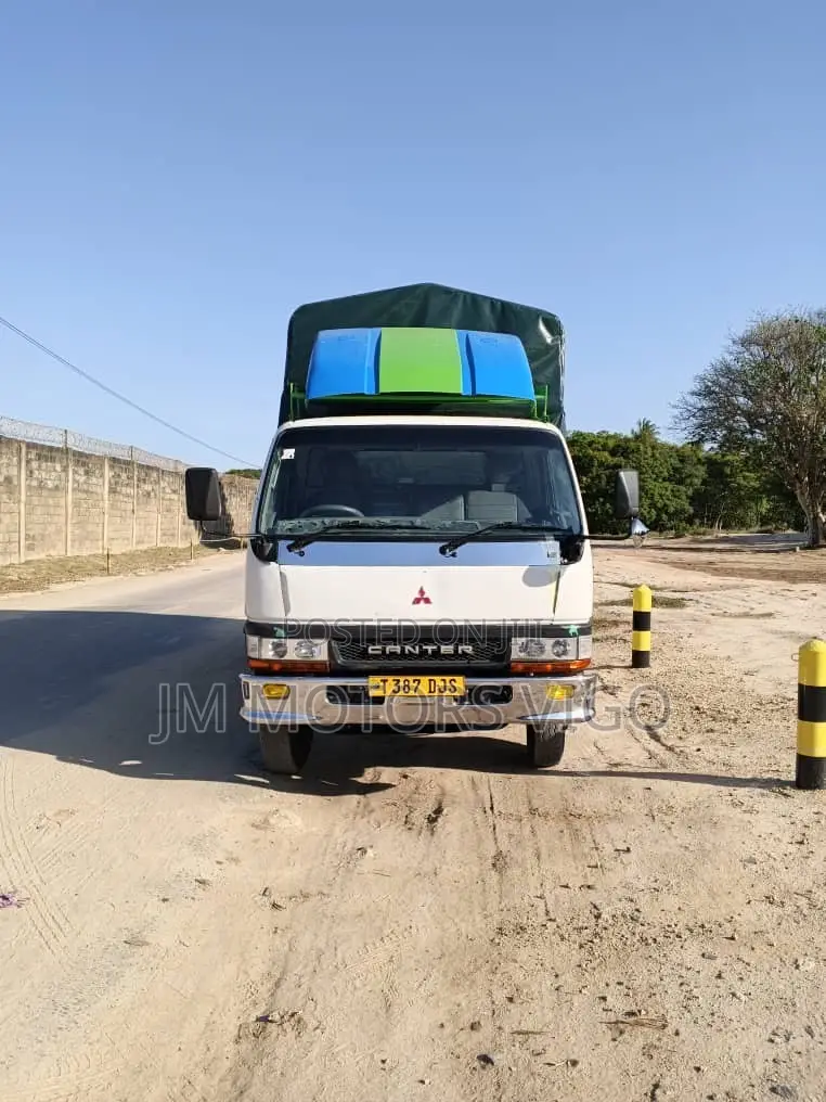 Mitsubishi Canter Tone 3
