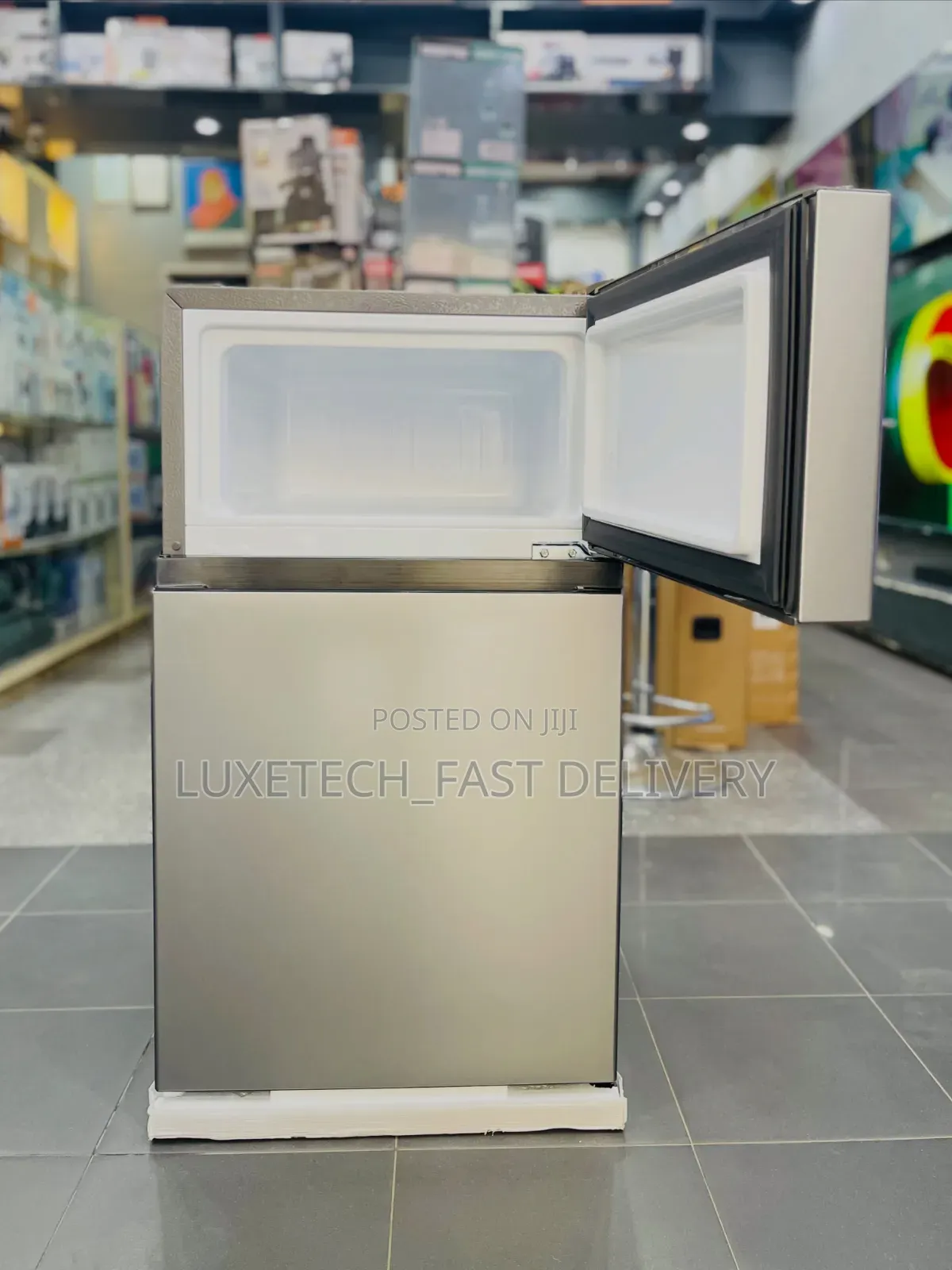 Hisense Compact Fridge 90 Litres
