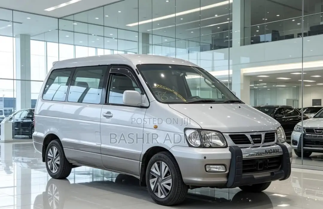 Toyota TownAce Noah 2000 White