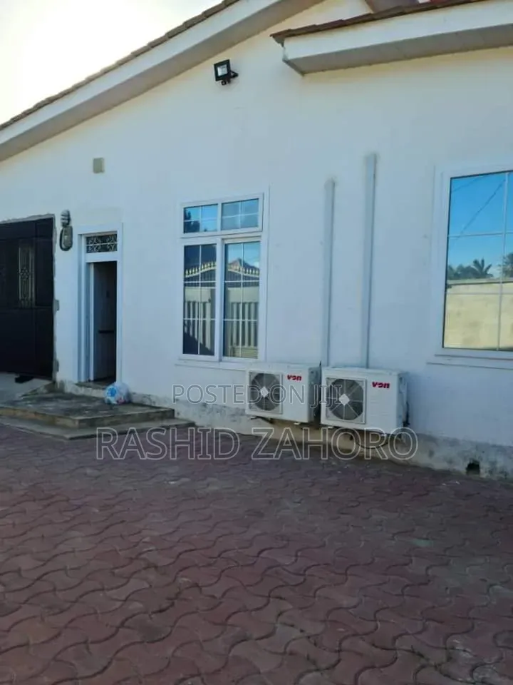 Furnished 4bdrm House in Basihaya, Kinondoni for sale
