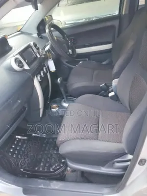 Toyota IST 2006 Silver