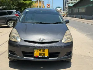 Toyota Wish 2004 Gray