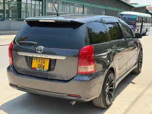 Toyota Wish 2004 Gray