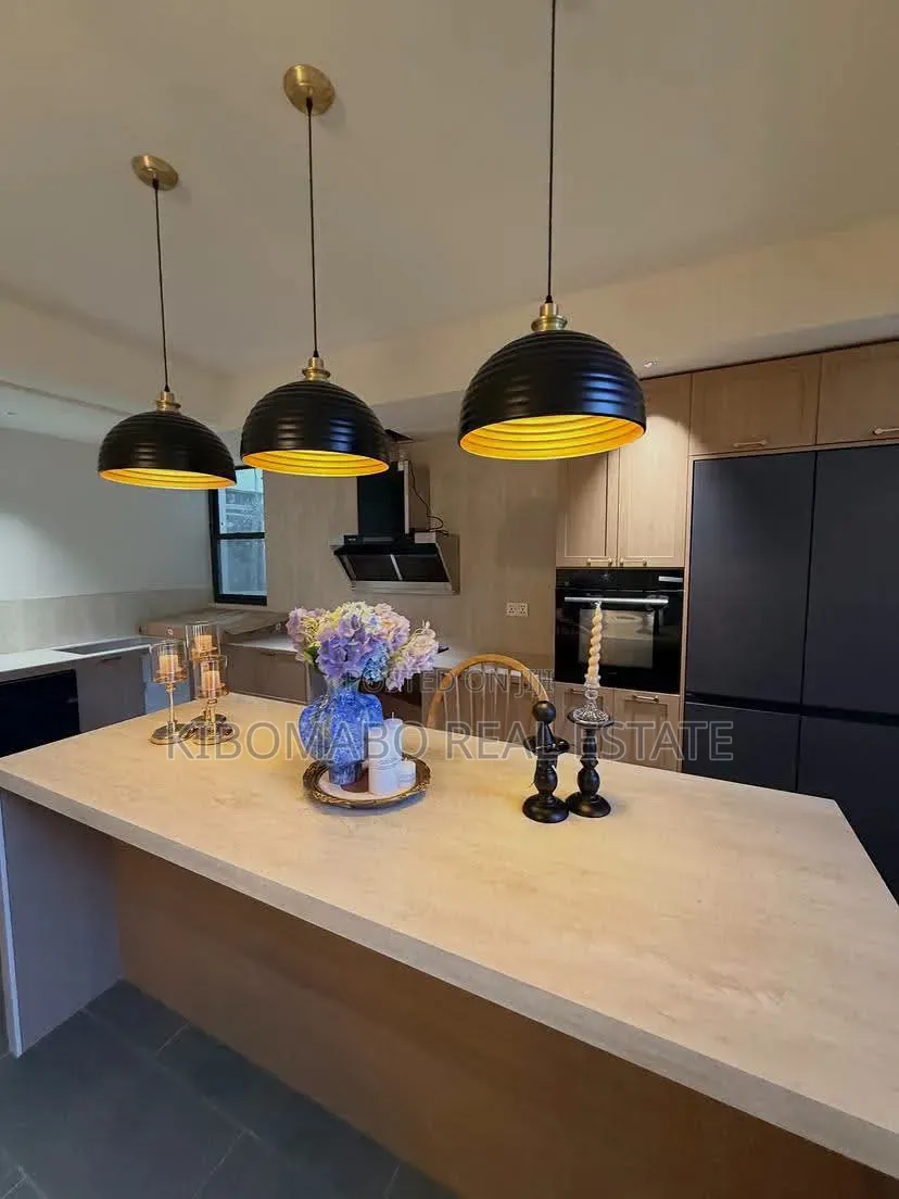 Furnished 5bdrm Duplex in Masaki for sale