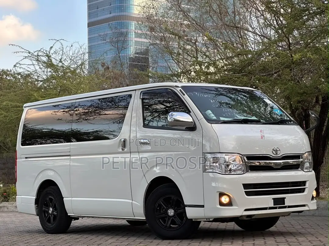 Toyota HiAce 2011 White