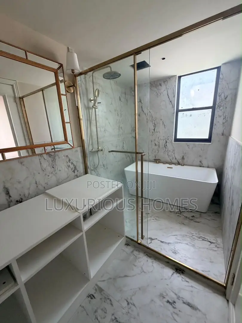 Furnished 5bdrm Apartment in Masaki for sale