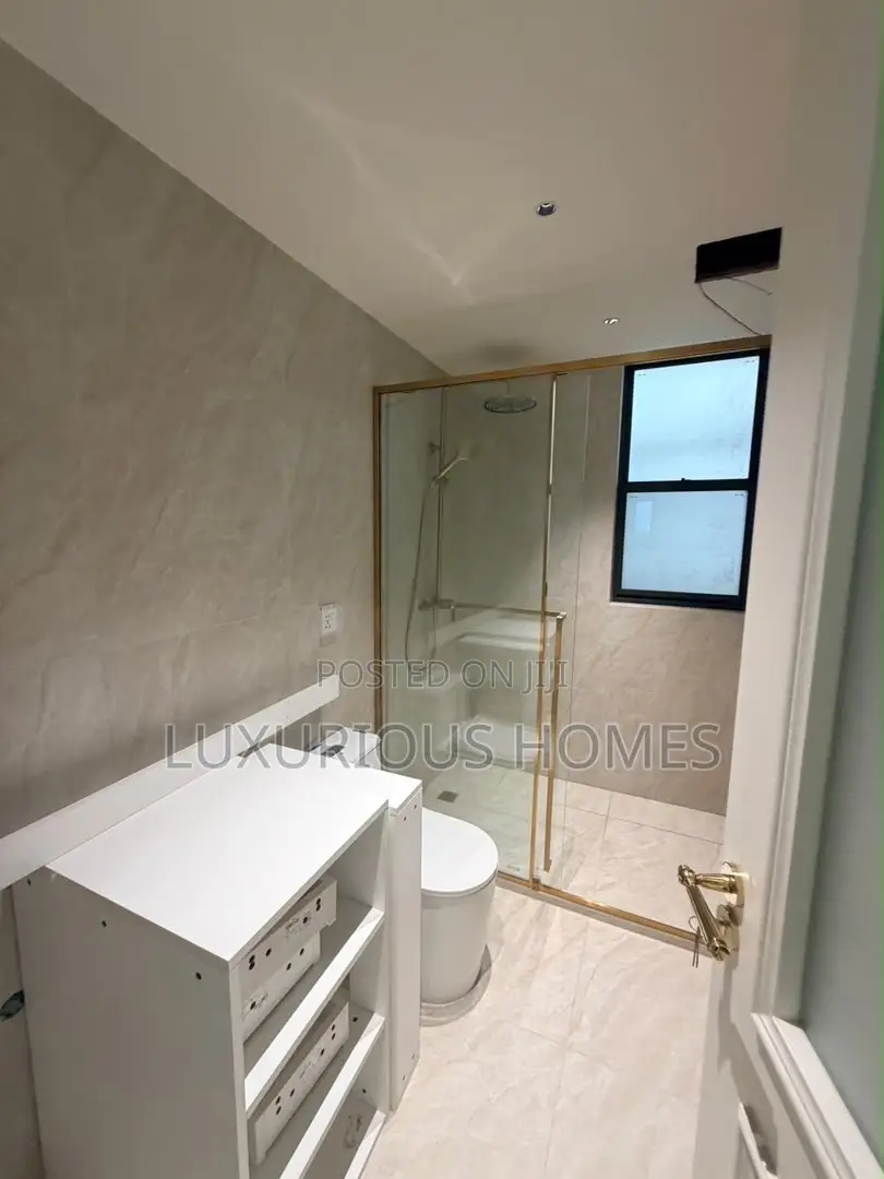 Furnished 5bdrm Apartment in Masaki for sale