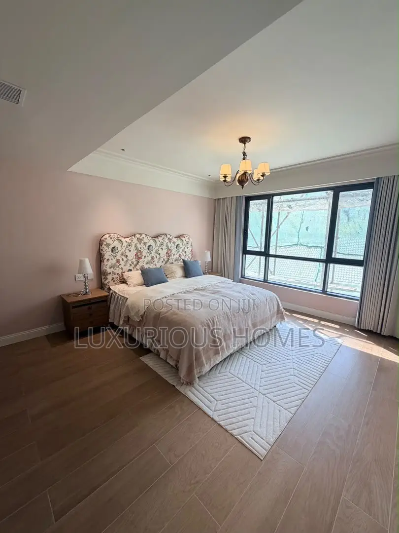 Furnished 5bdrm Apartment in Masaki for sale