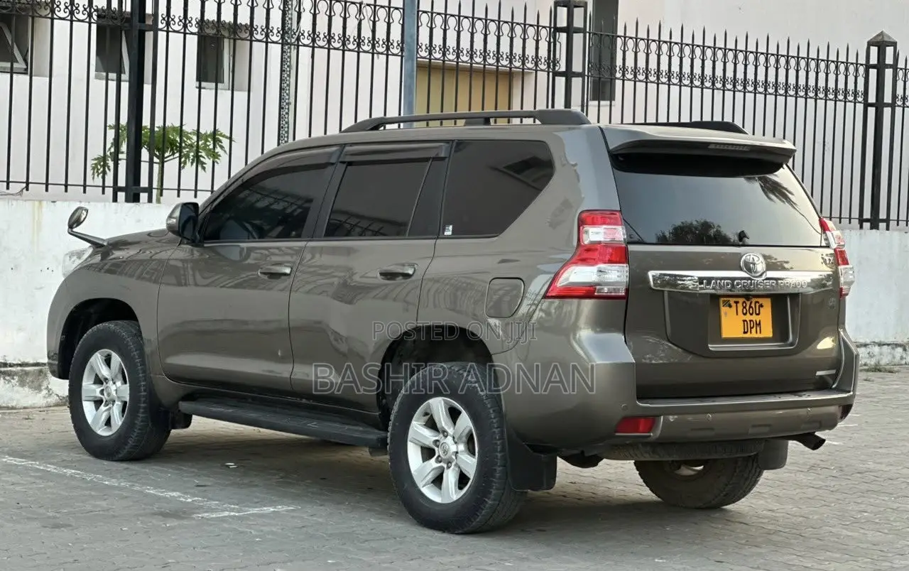 Toyota Land Cruiser Prado 2.7 VVT-i 2016 Gray