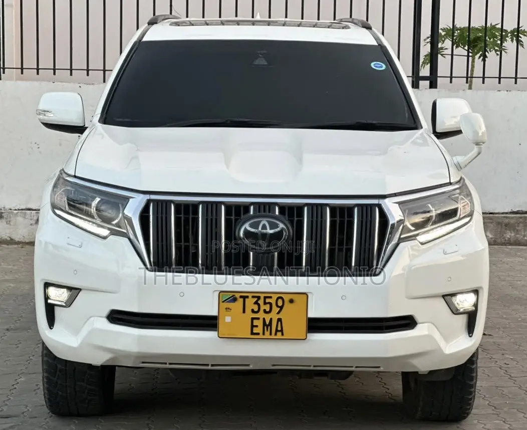Toyota Land Cruiser Prado 2.8 2019 Pearl