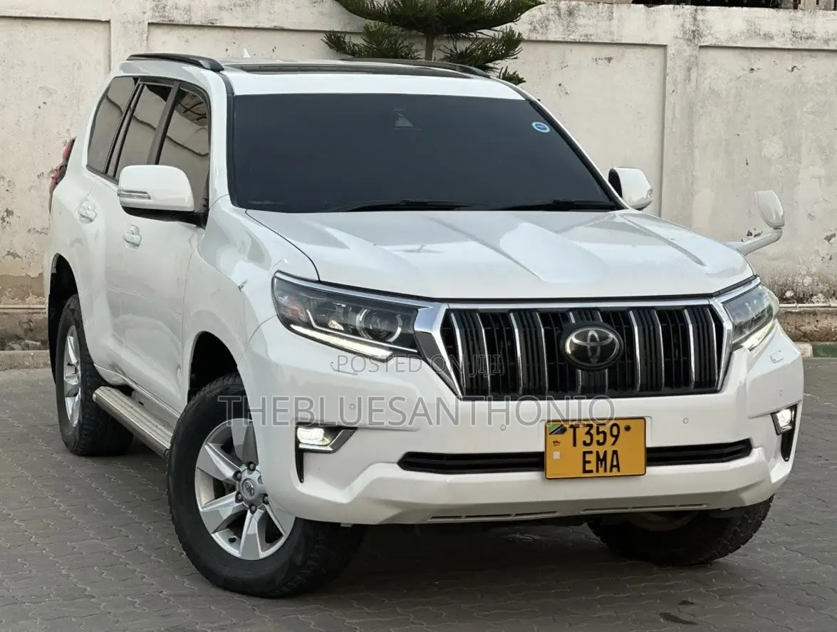 Toyota Land Cruiser Prado 2.8 2019 Pearl