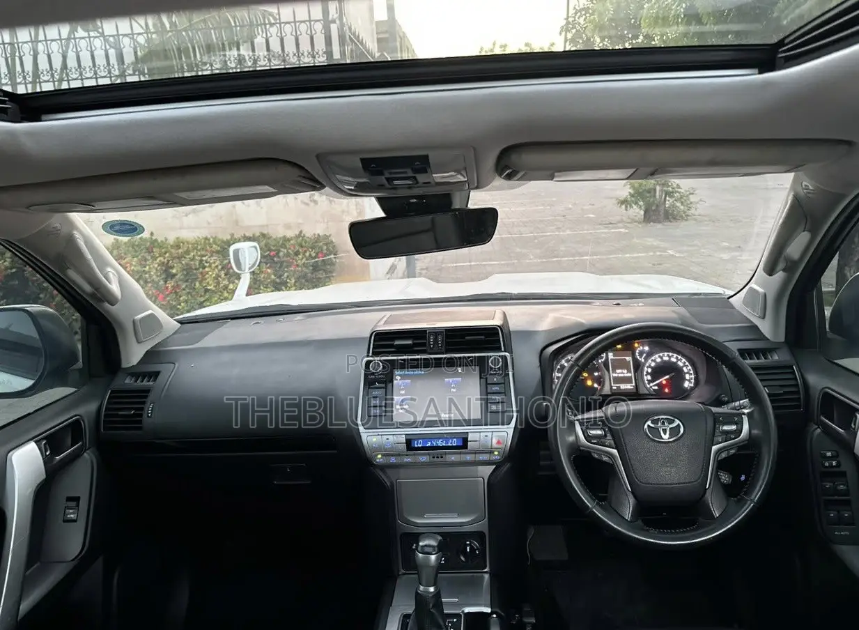 Toyota Land Cruiser Prado 2.8 2019 Pearl