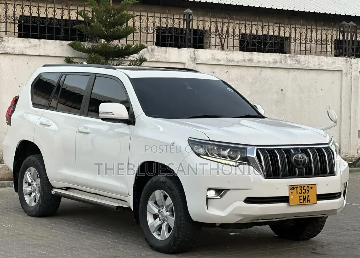 Toyota Land Cruiser Prado 2.8 2019 Pearl