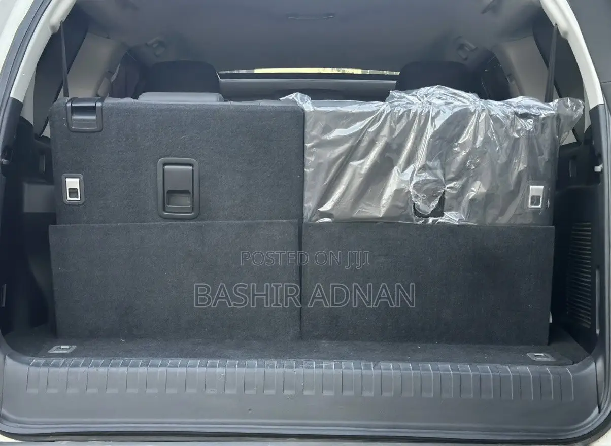 Toyota Land Cruiser Prado 2.8 2019 White