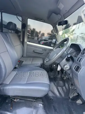 Toyota Land Cruiser 2020 White