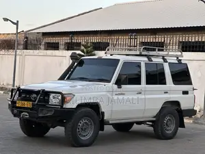 Toyota Land Cruiser 2020 White
