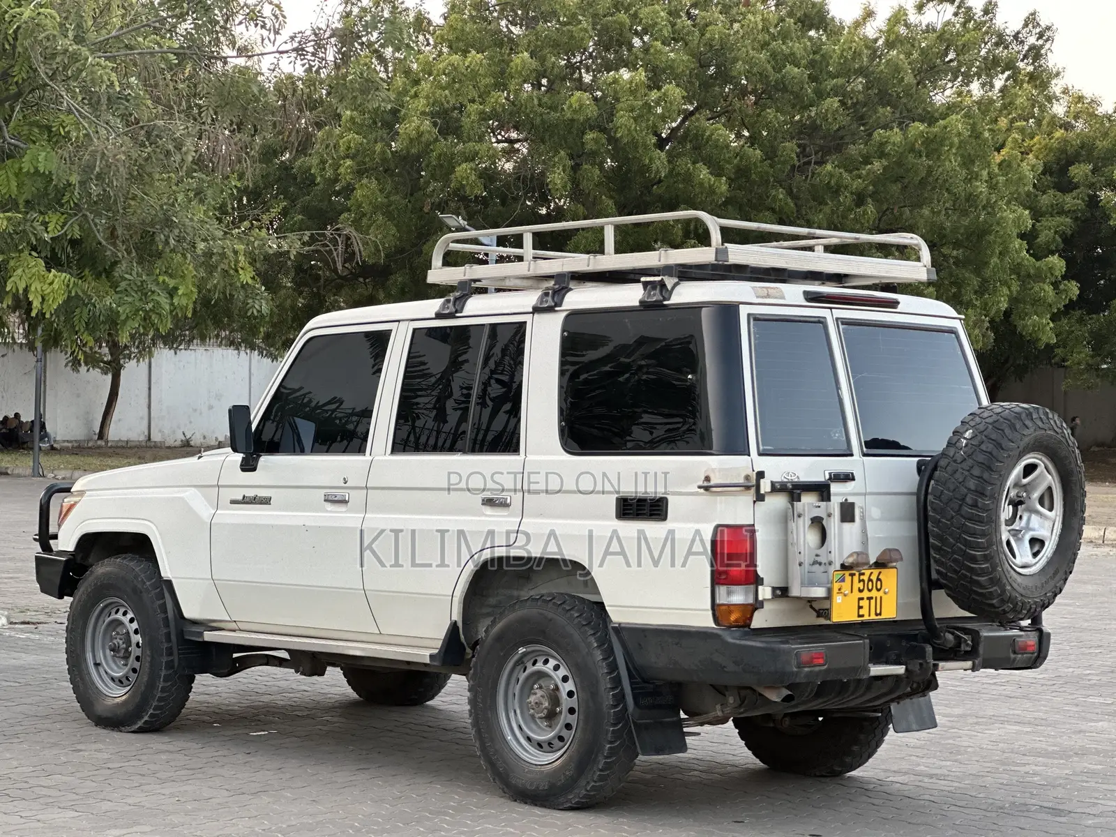 Toyota Land Cruiser 2020 White