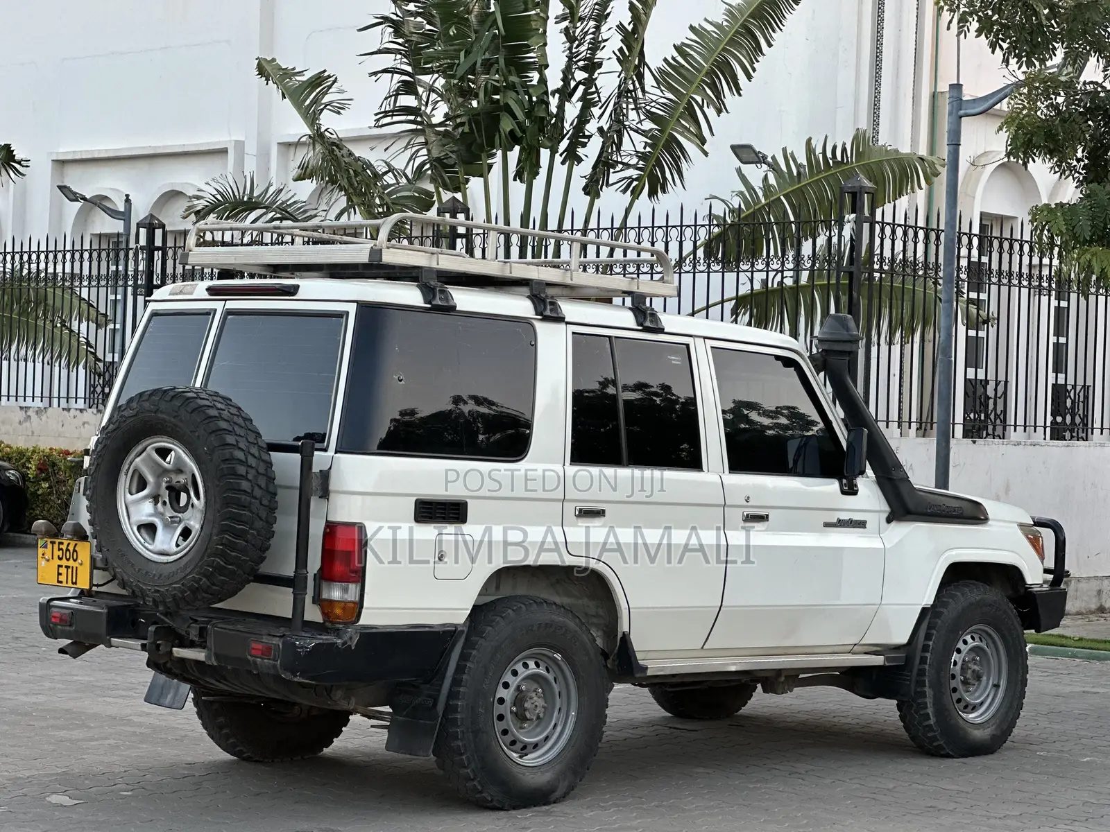 Toyota Land Cruiser 2020 White